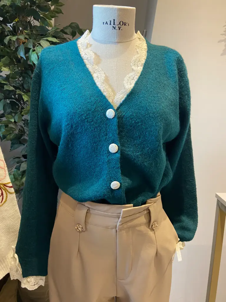 Groene cardigan kant